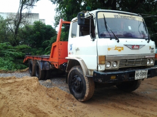 รถ 10 ล้อ HINO จ้าวอินทรีย์