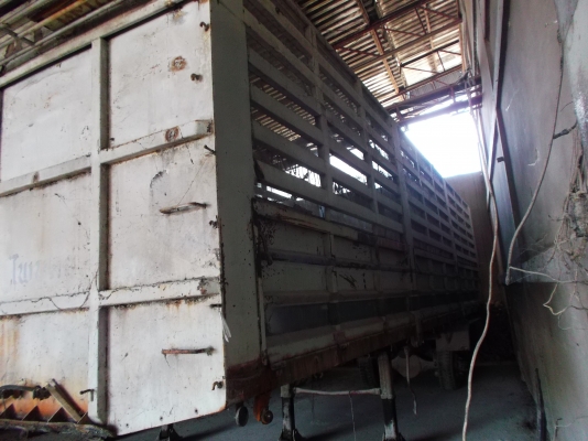 ขายรถสิบล้อหลงFN215Kหัวลาค1หัว5หางยาว10เมตรสูง1.ม80