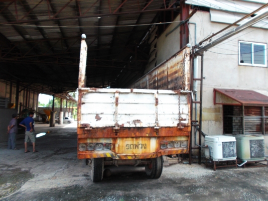 ขายรถสิบล้อหลงFN215Kหัวลาค1หัว5หางยาว10เมตรสูง1.ม80