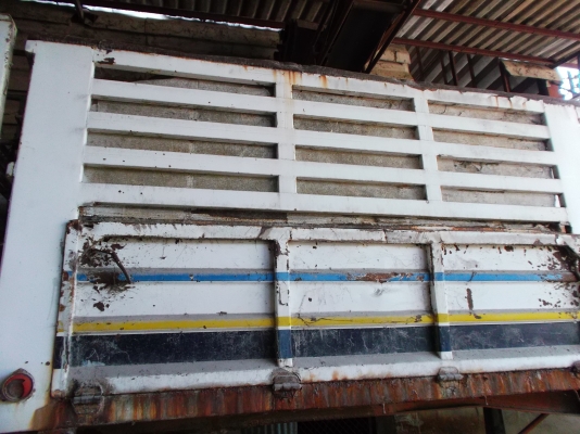 ขายรถสิบล้อหลงFN215Kหัวลาค1หัว5หางยาว10เมตรสูง1.ม80