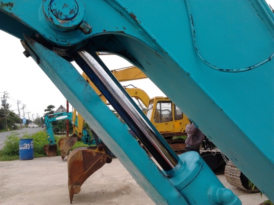 ลดราคาขายถูกสุด 225,000  KOBELCO SK024 มีอินวอยและใบแจ้งจำหน่าย