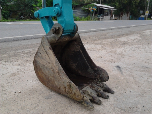 ลดราคาขายถูกสุด 225,000  KOBELCO SK024 มีอินวอยและใบแจ้งจำหน่าย