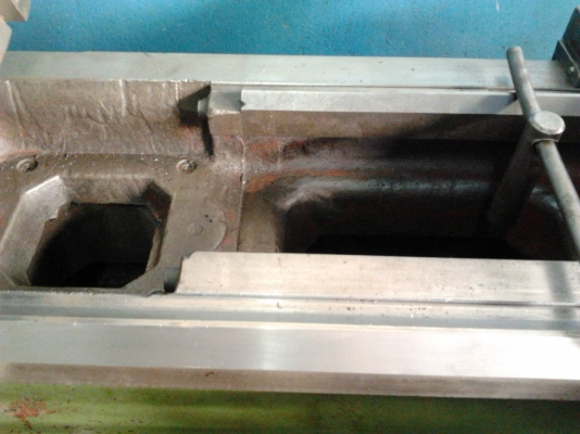 เครื่องกลึง VICTOR