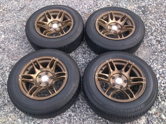 ขายแม็กน้ำตาลไหม้ 5รู114.3 ใส่ วีโก้ ไทรทันได้ พร้อมยางบริสโตร์205/65R15 ยางปี12 ดอกยางสวยๆเท่ากัน 1 ชุด