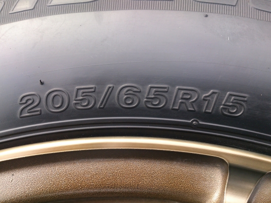 ขายแม็กน้ำตาลไหม้ 5รู114.3 ใส่ วีโก้ ไทรทันได้ พร้อมยางบริสโตร์205/65R15 ยางปี12 ดอกยางสวยๆเท่ากัน 1 ชุด