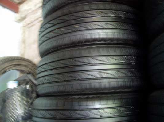 ขายยาง195 60 15 มี2เส้น ขายยาง195 60 15 มี2เส้น