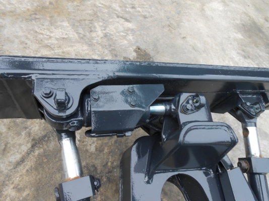 ขายรถขุด KOMUTSU PC 25-1รุ่นพิเศษใบมีดปรับได้ 4 ทิศทาง สภาพสวย