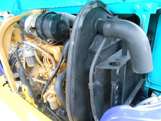 ขายรถขุด KOMUTSU PC 25-1รุ่นพิเศษใบมีดปรับได้ 4 ทิศทาง สภาพสวย