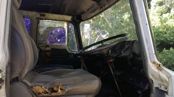 6ล้อดั้มHINO KR300พร้อมใช้ สภาพดี 150แรงเครื่องสวยEH300 คัสซีสวย..