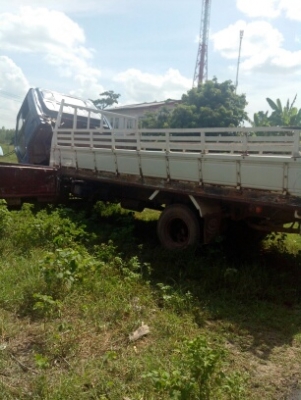 Isuzu NPR59p 115 4bd1 ยาว 5 ม. เครื่องไม่ตรง เพาเวอร ประกอบ