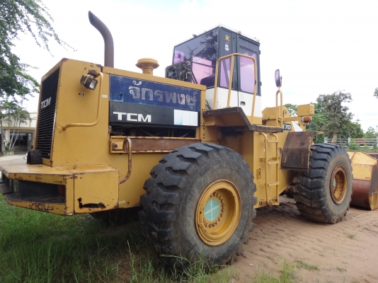 ขายด่วน  รถตักล้อยาง   TCM  870   พร้อมใช้งาน  เอกสารพร้อม