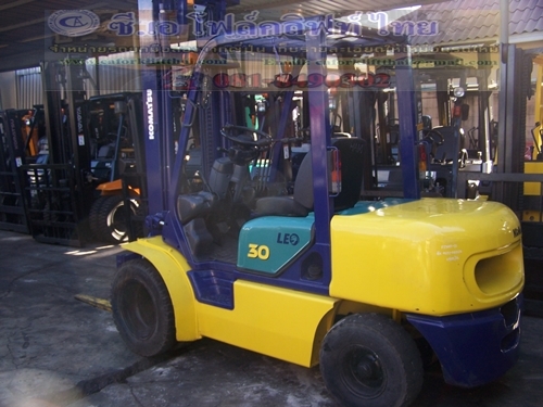 ขาย รถโฟล์คลิฟท์ KOMATSU รุ่น FD30HT-12