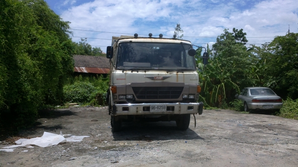 ขายรถบรรทุก10 ล้อดั้ม HIno 260 แรง 2เพลา