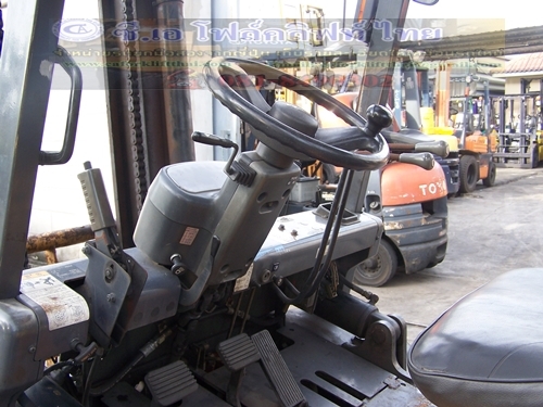 ขายรถ โฟล์คลิฟท์ TCM รุ่น FD45T8