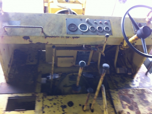 ขายด่วนรถบดล้อยาง9ล้อSAKAI TS150 ทำสี ตรวจเช็คพร้อมใช้ ขายด่วนรถบดล้อยาง9ล้อSAKAI TS150 ทำสี ตรวจเช็คพร้อมใช้