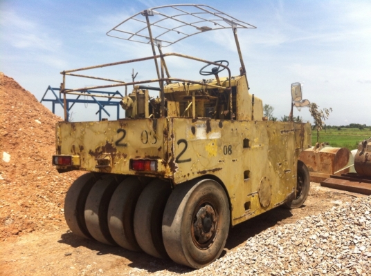 ขายด่วนรถบดล้อยาง9ล้อSAKAI TS150 ทำสี ตรวจเช็คพร้อมใช้ ขายด่วนรถบดล้อยาง9ล้อSAKAI TS150 ทำสี ตรวจเช็คพร้อมใช้