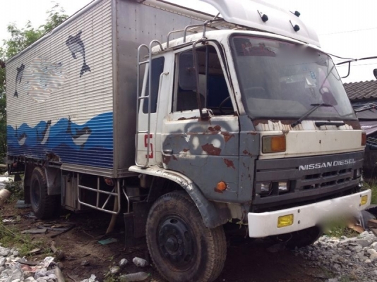 รถนิตสัน 6 ล้อ ตู้เย็น 160 แรงม้า สนใจติดต่อ 081 - 6079515 รถนิตสัน 6 ล้อ ตู้เย็น 160 แรงม้า สนใจติดต่อ 081 - 6079515