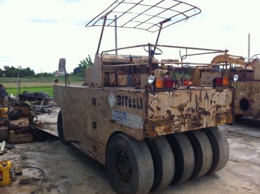 ขายด่วนรถบดล้อยาง9ล้อSAKAI TS150 ทำสี ตรวจเช็คพร้อมใช้ เล่มทะเบียน ขายด่วนรถบดล้อยาง9ล้อSAKAI TS150 ทำสี ตรวจเช็คพร้อมใช้ เล่มทะเบียน