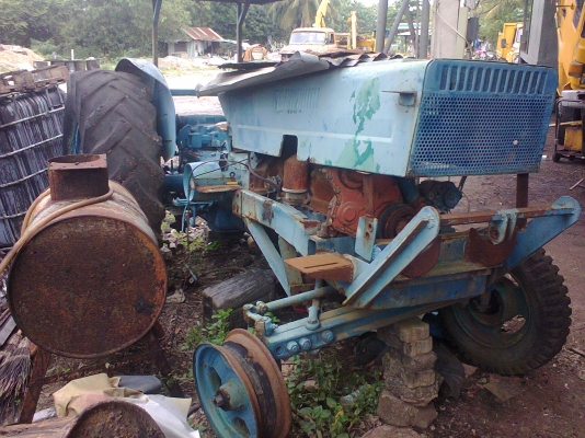 ขายซากรถไถ ฟอร์ด เครื่องไม่พังจอดนานแล้วอุปกรณ์ตามรูปครับ ขายซากรถไถ ฟอร์ด เครื่องไม่พังจอดนานแล้วอุปกรณ์ตามรูปครับ