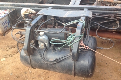 ***ขายแล้วครับขอบคุณ Truck2hand ขายหัวคัสซีพร้อมเครื่อง รถประกอบ 10ล้อเพลาเดียว เหมาะทำ เทเลอร์/หางปลา วางเครื่องHO7C 185HP(ลงเล่ม)วางหัวเก๋งF-17(ลงเล่ม)สภาพสวยไม่ผุภายในดีคอนโซลครบ ช่วงล่างเพลาเดียว คัสซีสวยไม่ผุไม่บวม พ.พาวเวอร์ เบรคทริฟฟี่ ยางดี7เส้น พ