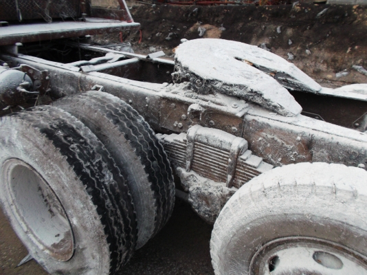 ขายด่วนรถสิบล้อหลงFN215Kหัวครั้ชซีวางเครืองUDเข้าเล่ม ขายด่วนรถสิบล้อหลงFN215Kหัวครั้ชซีวางเครืองUDเข้าเล่ม