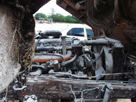 ขายด่วนรถสิบล้อหลงFN215Kหัวครั้ชซีวางเครืองUDเข้าเล่ม ขายด่วนรถสิบล้อหลงFN215Kหัวครั้ชซีวางเครืองUDเข้าเล่ม