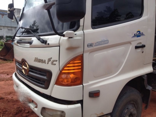 รถอิซูซุ 6 ล้อดั้ม FC4J 150 แรงม้า ปี 49    สนใจติดต่อ 081 - 6079515