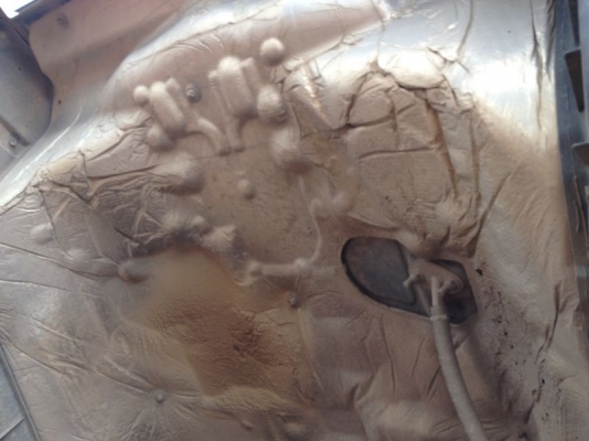 รถอิซูซุ 6 ล้อดั้ม FC4J 150 แรงม้า ปี 49    สนใจติดต่อ 081 - 6079515