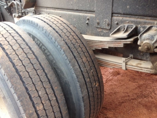 รถอิซูซุ 6 ล้อดั้ม FC4J 150 แรงม้า ปี 49    สนใจติดต่อ 081 - 6079515