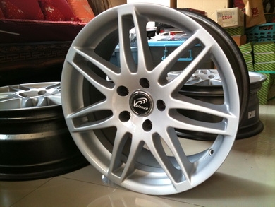 แม็กซ์17นิ้ว Valenza สเปค 5รู114.3 สภาพสวยทุกวงไม่มีเบียดครับ แม็กซ์17นิ้ว Valenza สเปค 5รู114.3 สภาพสวยทุกวงไม่มีเบียดครับ