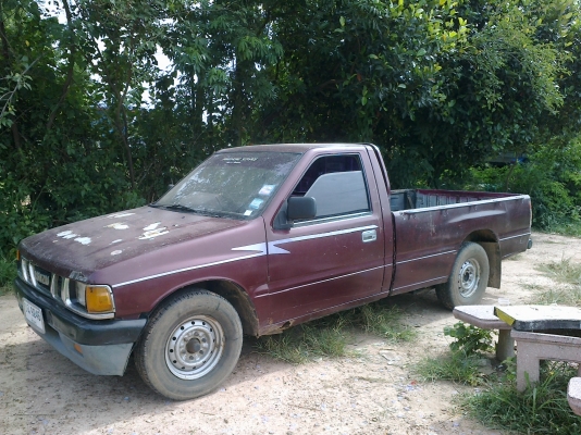 อีซูซเดิมสวย ขายถูก พร้อมใช้