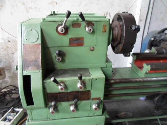 เครื่องกลึงต้าชิง 6 ฟุต 3 เพลา เกียร์บล็อก 80,000  ด่วน  !!!!!!!!