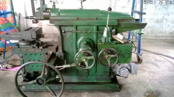 แท่นไสเหล็ก ขนาด 24 นิ้ว พร้อมใช้งาน 40,000 ด่วน !!!!!!