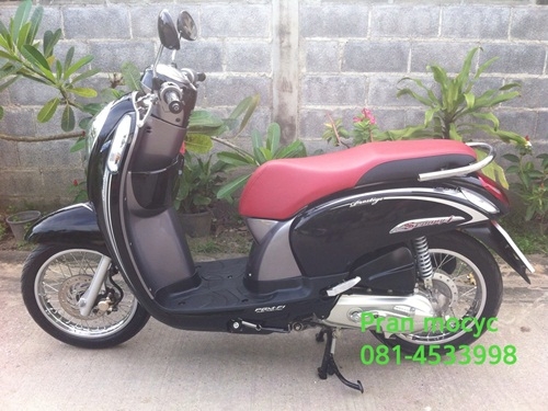 ขายhonda scoopy สีดำเทา ปี2013 รถ6เดือน