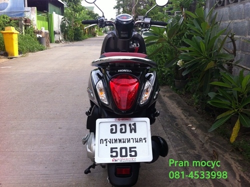 ขายhonda scoopy สีดำเทา ปี2013 รถ6เดือน