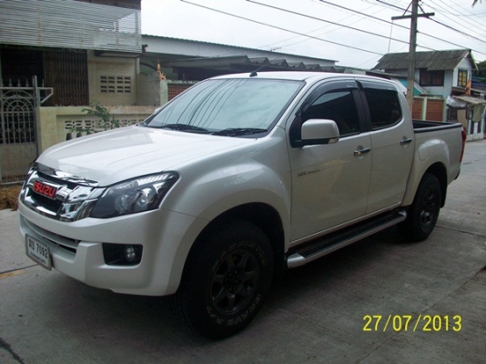 NEW D-MAX HI-LANDER 2.5 Z DVD 4ประตู สีขาวมุกสภาพใหม่ ไม่ใช้ภาษีรถคันแรก