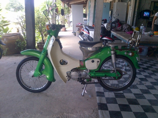 ขาย!ฮอนด้าซี65 รถเครื่องดี ใบซื้อขายพร้อม พร้อมใช้