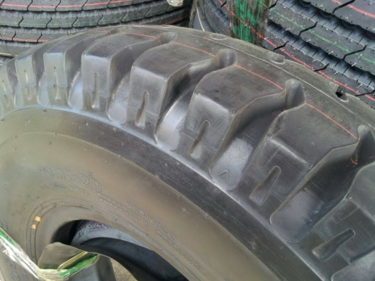 ยางเรเดียลรถบรรทุก West Lake ขนาด 1000R-20 ราคาชุดละ 7,700 บาท ยางเรเดียลรถบรรทุก West Lake ขนาด 1000R-20 ราคาชุดละ 7,700 บาท