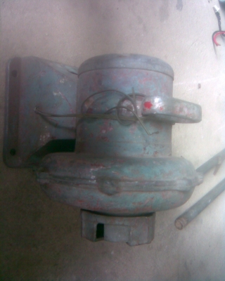 ตัวเป่าลมขนาดหน้า 3 นิ้วลมแรงครับสภาพพร้อมใช้งานครับสภาพพร้อมใช้งานครับตัวใหญ่ครับ ขนาดท่อลมออก 3 นิ้ว สภาพเดิมคับใช้ยาวครับราคานี้คุ้มครับ ตัวเป่าลมขนาดหน้า 3 นิ้วลมแรงครับสภาพพร้อมใช้งานครับสภาพพร้อมใช้งานครับตัวใหญ่ครับ ขนาดท่อลมออก 3 นิ้ว สภาพเดิมคับใช้ยาวครับราคานี้คุ้มครับ