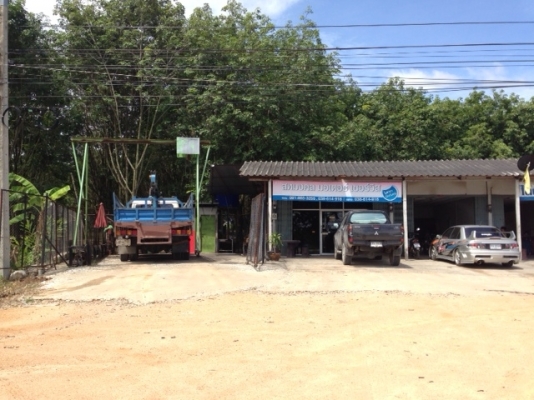 ให้เช่ารถเฮี๊ยบ  ระยอง /อู่ซ่อมรถเฮี๊ยบ ระยอง,รถบรรทุกติดเครน ระยอง,รถเทเลอร์ ระยอง