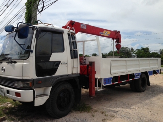 ให้เช่ารถเฮี๊ยบ  ระยอง /อู่ซ่อมรถเฮี๊ยบ ระยอง,รถบรรทุกติดเครน ระยอง,รถเทเลอร์ ระยอง