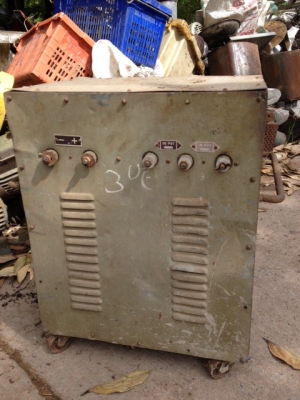 AC07252818ตู้ชาตแบตรุ่นใหญ่สภาพพร้อมใช้งานครับตัวใหญ่ครับรุ่นนี้สวยๆครับราคานี้คุ้มครับสภาพเดิมๆครับ AC07252818ตู้ชาตแบตรุ่นใหญ่สภาพพร้อมใช้งานครับตัวใหญ่ครับรุ่นนี้สวยๆครับราคานี้คุ้มครับสภาพเดิมๆครับ