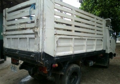 HINO หกล้อ ดัมพ์ KM777 ปี 35 คอกสูง เครื่อง 117 แรงม้า 485,000