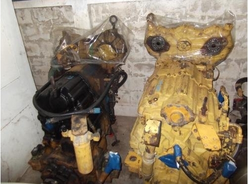 เกียร์รถตักล้อยาง KOMATSU WA600