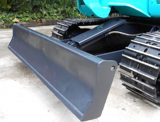 ขายรถขุดเล็ก KOMUTSU PC  27 R-8 เก่านอกปรับสภาพแล้ว