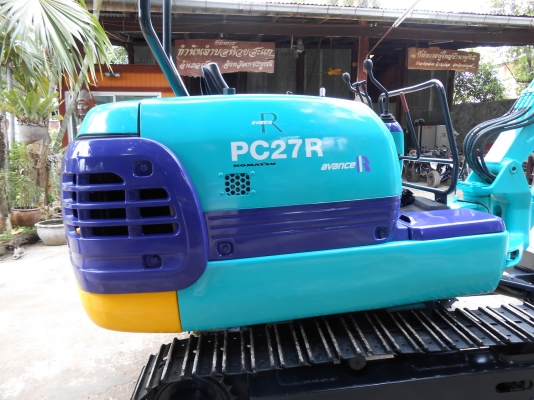 ขายรถขุดเล็ก KOMUTSU PC  27 R-8 เก่านอกปรับสภาพแล้ว