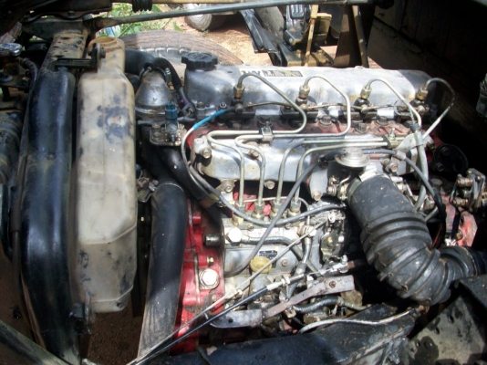 ขายรถพร้อมใช้งาน เครื่อง 115 แรง 3 ใบพัด F หน้า  หลัง ยาง8.25 ใหม่เรเดี้ยน