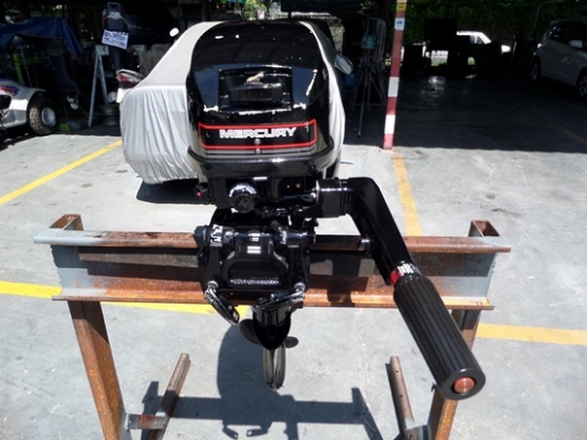 เครื่องเรือ MERCURY 15 แรง พร้อมซากเรือยาง