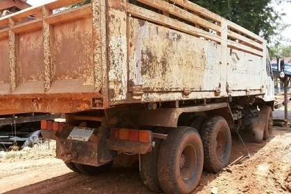 MITSUBISHI FUSO FN527 - 195 HP 6D16 MA สิบล้อดั๊มพ์ 2 เพลา กระบะดั๊มพ์เหล็ก 12 ตันฝาข้างเหล็กแผ่นเรียบดั๊มพ์หน้าพระลาน เครื่องแน่นแรงดีพร้อมติดตั้งเทอร์โบ หัวเก๋งตาเหลี่ยมสภาพดีภายในคอนโซลเรือนไมล์อยู่ครบ พวงมาลัยเพาเวอร์ ระบบเบรคทริ๊ปฟี้ ช่วงล่างคัชซีสวย