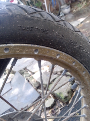 ขาย RXZ135 ดิสหน้า ล้อ DID Japanสีทอง สภาพจอด ขาย RXZ135 ดิสหน้า ล้อ DID Japanสีทอง สภาพจอด